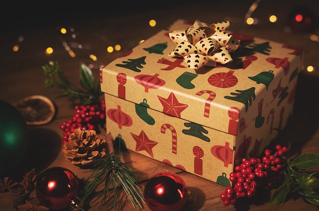 Choosing Thoughtful Gifts for Teachers